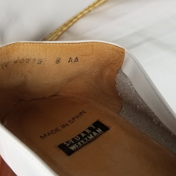 Stuart Weitzman White embroidered/ Rhinestone shoe - Picture 11 of 15